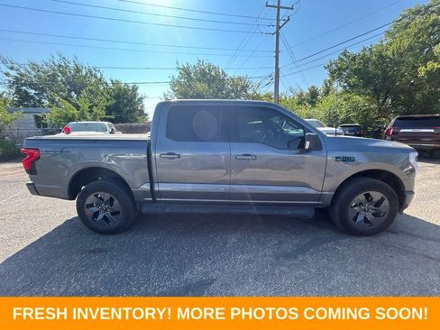 Used 2025 Ford F150 Lightning Flash AWD/4WD image 2