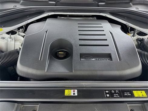 Certified 2023 Land Rover Range Rover Sport SE image 32