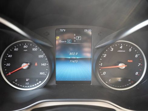 Used 2021 Mercedes-Benz GLC 300 image 8