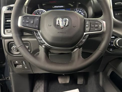 New 2026 RAM 1500 4x4 Crew Cab image 11