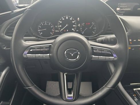 Used 2019 MAZDA MAZDA3 AWD Hatchback w/ Preferred Pkg image 18