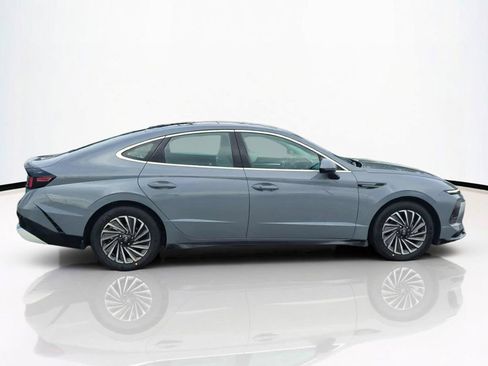 New 2026 Hyundai Sonata SEL FWD image 4