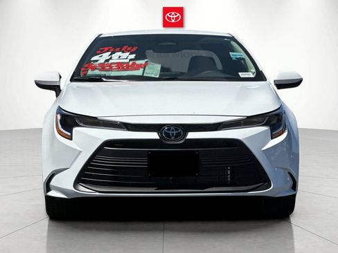 New 2026 Toyota Corolla LE w/ LE Premium Package FWD image 7