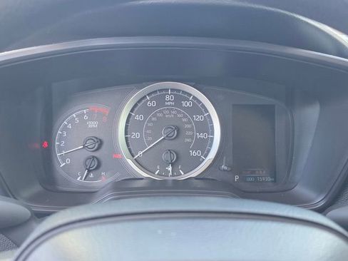 Used 2022 Toyota Corolla LE FWD image 29