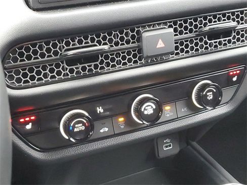 Used 2023 Honda HR-V Sport image 26