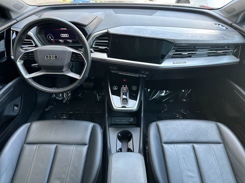 Used 2023 Audi Q4 e-tron Premium Plus w/ Premium Plus RWD image 3