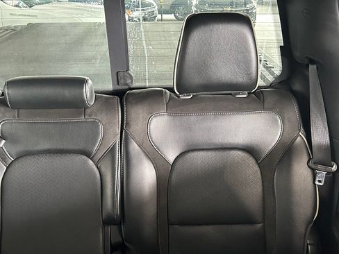 Used 2021 RAM 1500 Laramie AWD/4WD image 14