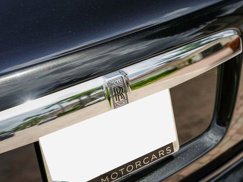 Used 2019 Rolls-Royce Dawn RWD image 66