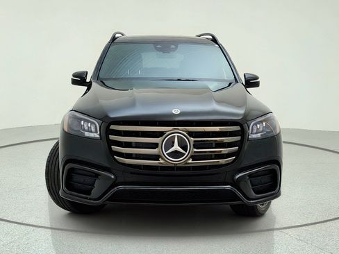 Certified 2026 Mercedes-Benz GLS 450 4MATIC w/ AMG Line Exterior image 5