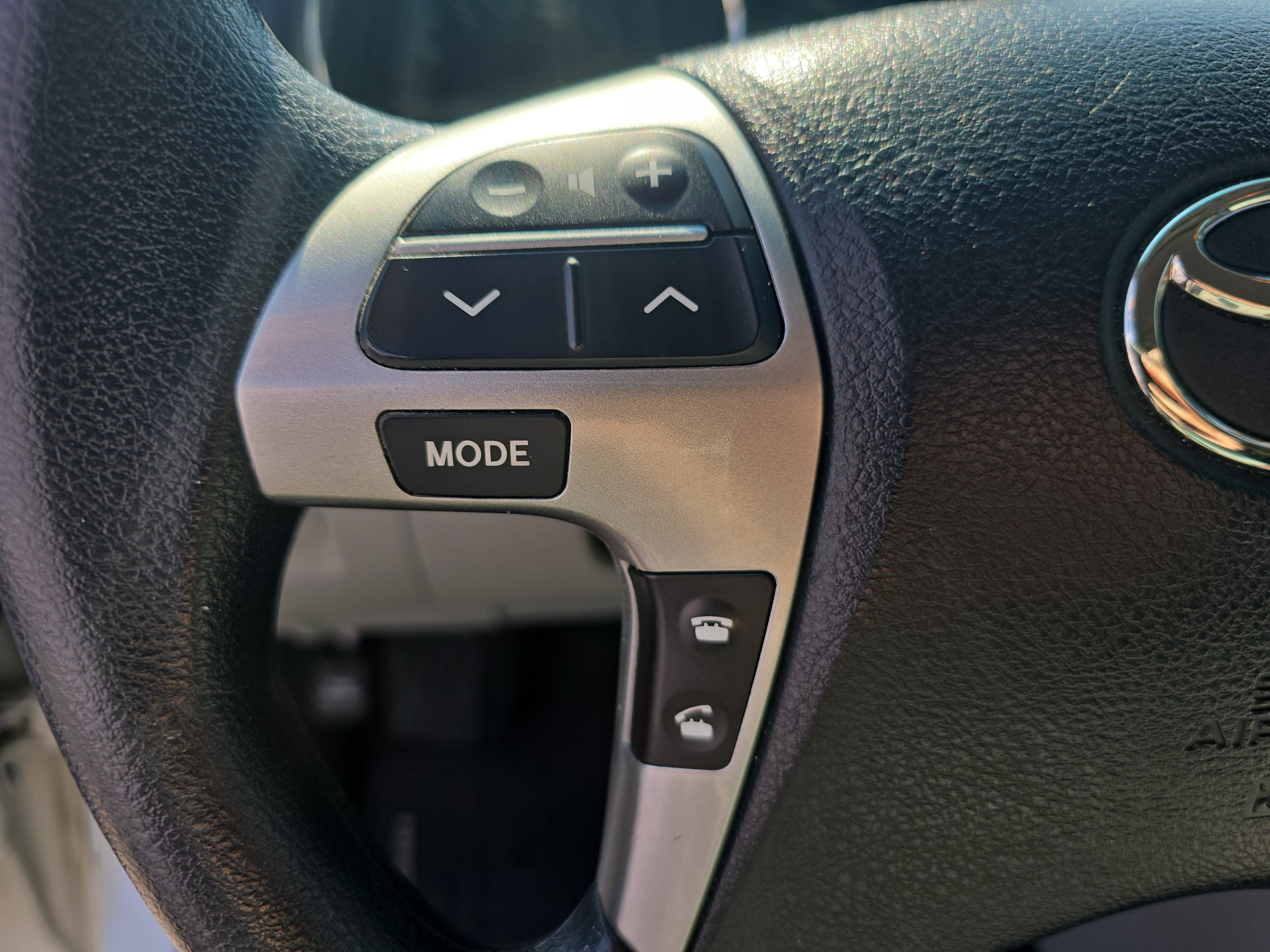 Used 2013 Toyota Highlander Plus FWD image 17