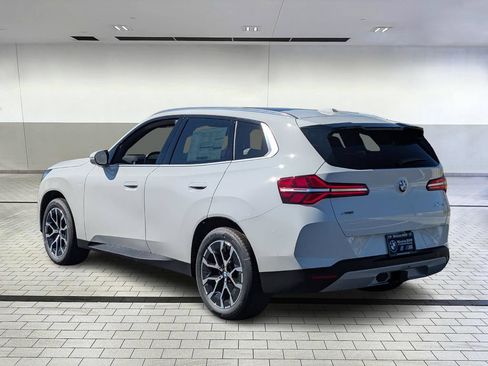 Used 2026 BMW X3 xDrive30i w/ Premium Package AWD/4WD image 4