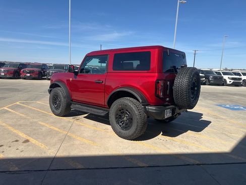New 2026 Ford Bronco Badlands image 5