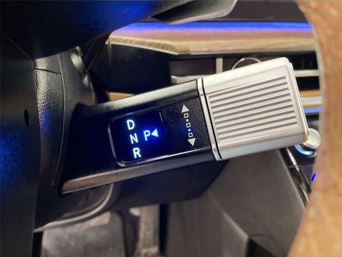 Used 2025 Hyundai Santa Fe Limited image 19