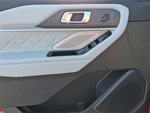 New 2026 Ford Explorer Platinum w/ LUX Leather Package image 8