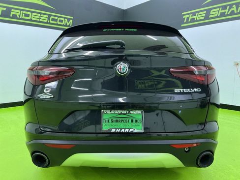 Used 2019 Alfa Romeo Stelvio Ti Sport w/ Quick Order Package 22S Sport AWD/4WD image 8