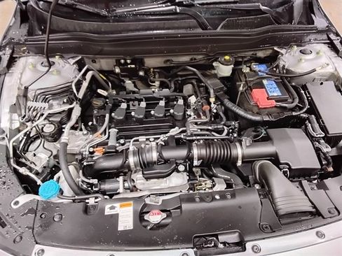 Used 2022 Honda Accord Sport image 9