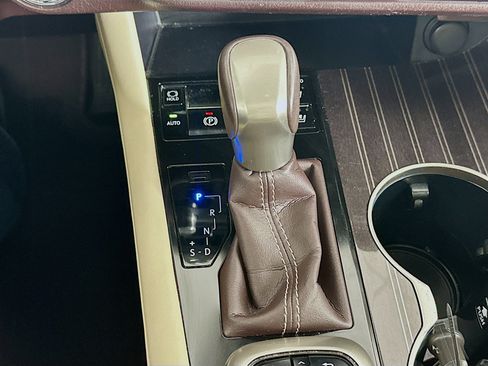 Used 2016 Lexus RX 450h AWD w/ Luxury Package image 24