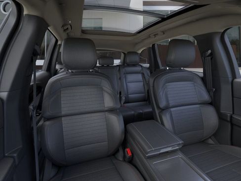 New 2026 Lincoln Nautilus Reserve image 10