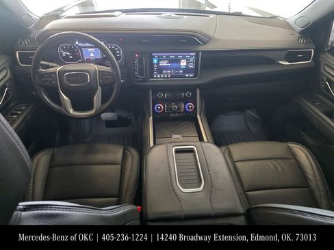Used 2021 GMC Yukon Denali w/ Denali Premium Package image 12