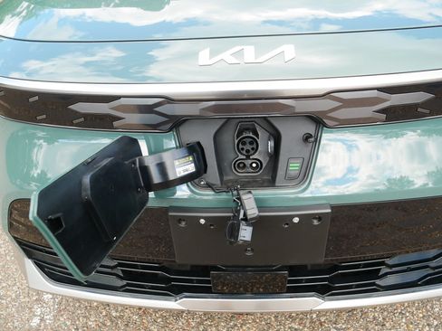 Used 2023 Kia Niro Wind w/ Wind Preserve Package FWD image 36