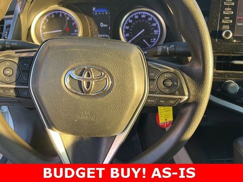 Used 2021 Toyota Camry LE image 18