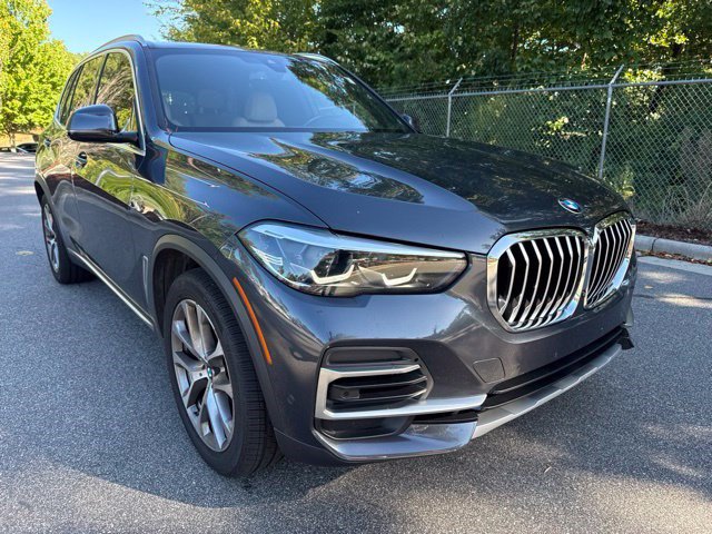 Used 2022 BMW X5 sDrive40i w/ Premium Package RWD image 11