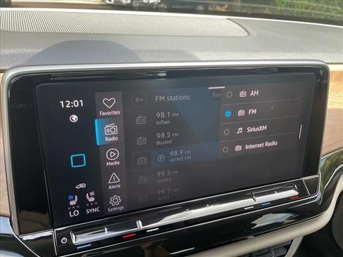 Used 2026 Volkswagen Atlas SE FWD image 22