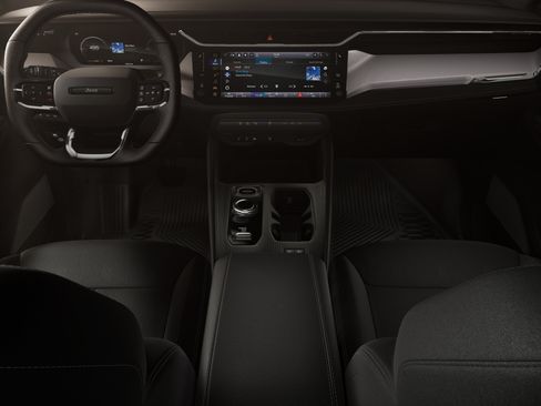 New 2026 Jeep Cherokee Laredo AWD/4WD image 5