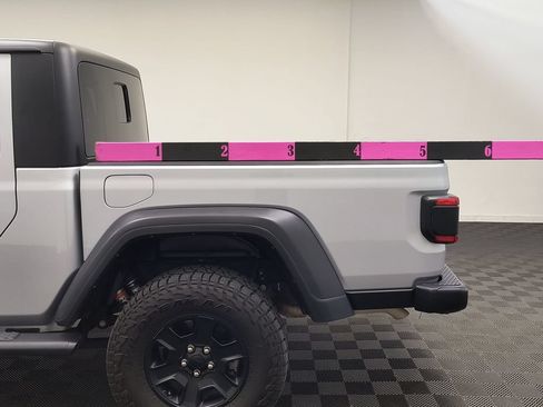 Used 2023 Jeep Gladiator Mojave w/ LED Lighting Group AWD/4WD image 8