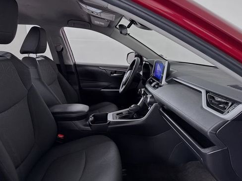 Certified 2023 Toyota RAV4 XLE image 25