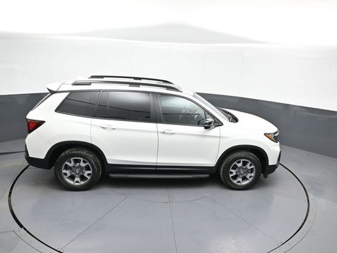 Certified 2023 Honda Passport TrailSport image 37