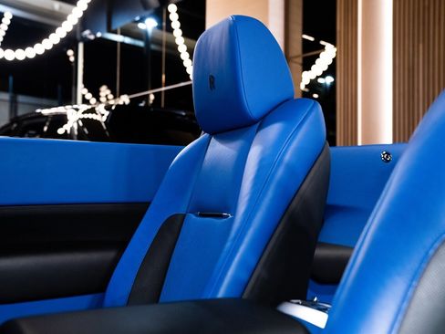 Used 2018 Rolls-Royce Dawn image 16