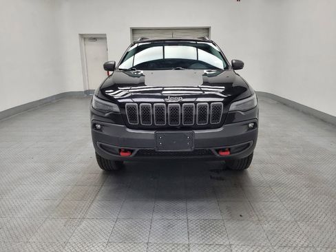 Used 2019 Jeep Cherokee Trailhawk image 14
