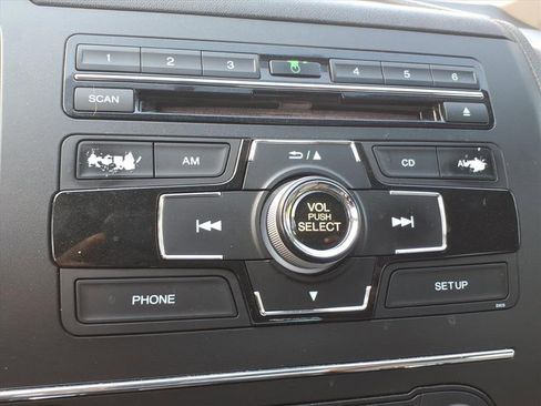 Used 2015 Honda Civic LX image 9