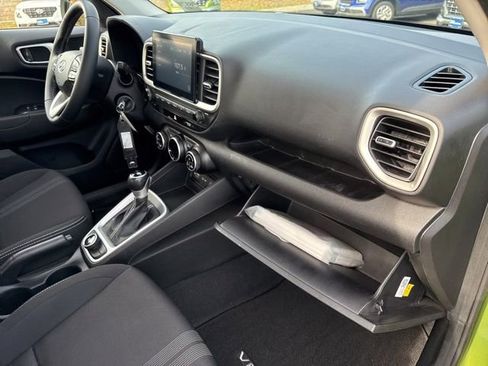 Certified 2022 Hyundai Venue SEL w/ Cargo Package image 24