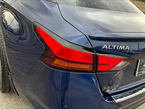 Used 2023 Nissan Altima 2.0 SR FWD image 23