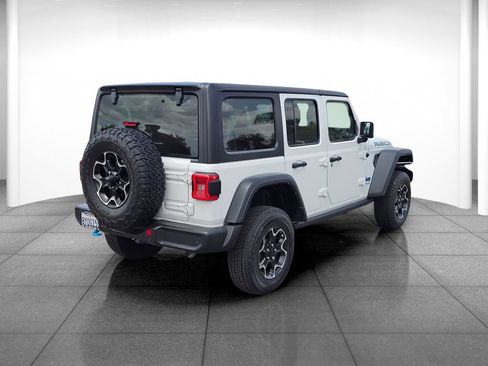 Used 2021 Jeep Wrangler Unlimited Rubicon 4xe w/ Safety Group AWD/4WD image 6