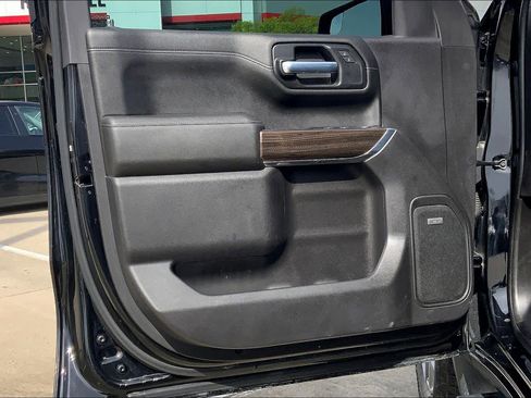 Used 2021 Chevrolet Silverado 1500 RST w/ Texas Edition Plus image 21