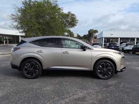 Certified 2026 Nissan Murano Platinum w/ Cargo Package AWD/4WD image 3