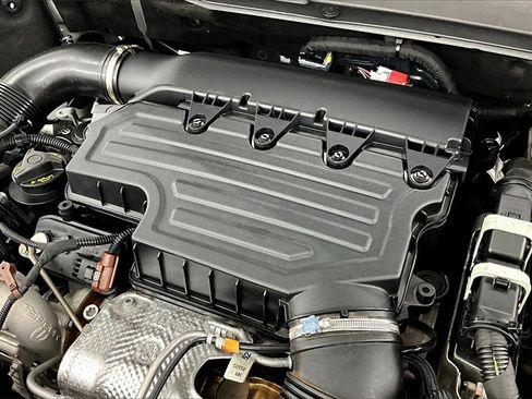 Used 2023 Jeep Renegade Limited image 34