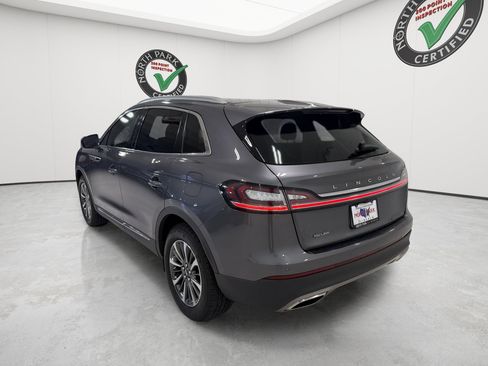 Used 2023 Lincoln Nautilus FWD w/ Premium Package image 3