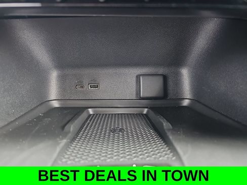 New 2026 Chevrolet Traverse LT w/ Midnight/Sport Edition FWD image 27
