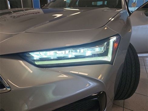 Used 2023 Acura TLX w/ Technology Package image 27
