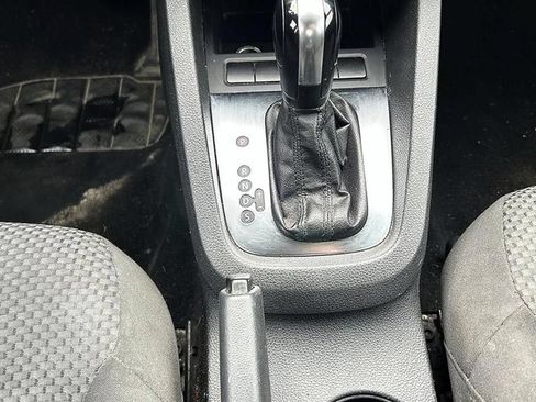 Used 2013 Volkswagen Jetta S FWD image 10