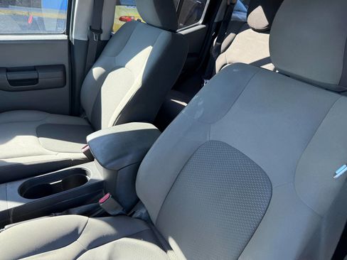 Used 2014 Nissan Xterra X image 12