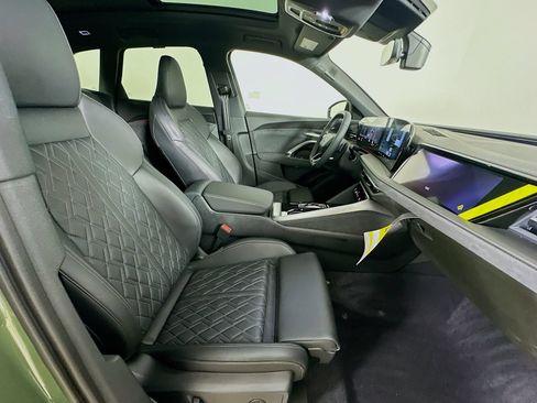 New 2026 Audi SQ5 Prestige AWD/4WD image 44