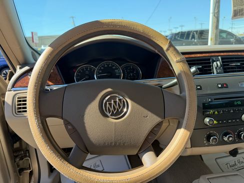 Used 2005 Buick LaCrosse CX image 15