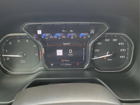 Used 2021 GMC Yukon SLT w/ Rear Media and Nav Package AWD/4WD image 17