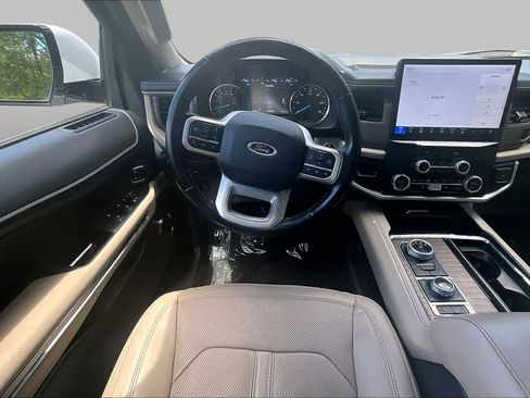 Used 2023 Ford Expedition Max Limited AWD/4WD image 5