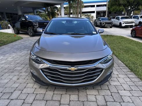 Used 2024 Chevrolet Malibu LT FWD image 18